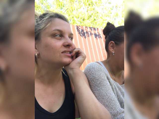 Broadcast screenshots SEX-THREESOME