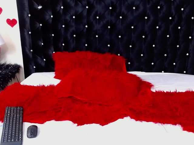 Broadcast screenshots KarolinneRose