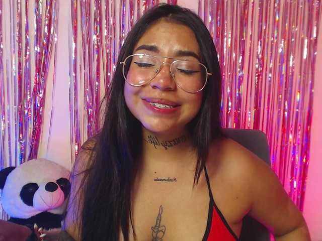 Broadcast screenshots KateeMoore