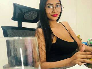 Erotic video chat Katherin-Mill