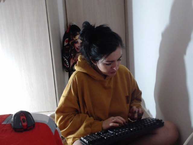 Broadcast screenshots katherinepie