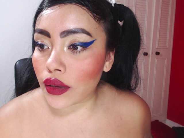 Broadcast screenshots katrinadannie