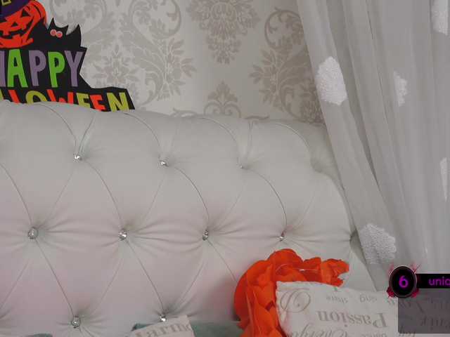 Broadcast screenshots KatyaBond