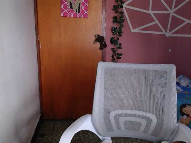 Broadcast screenshots katyblosss