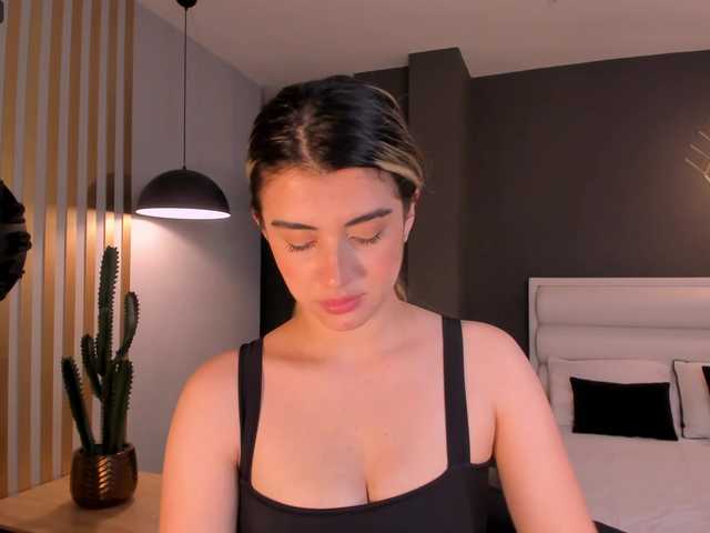 Broadcast screenshots KatyRousse