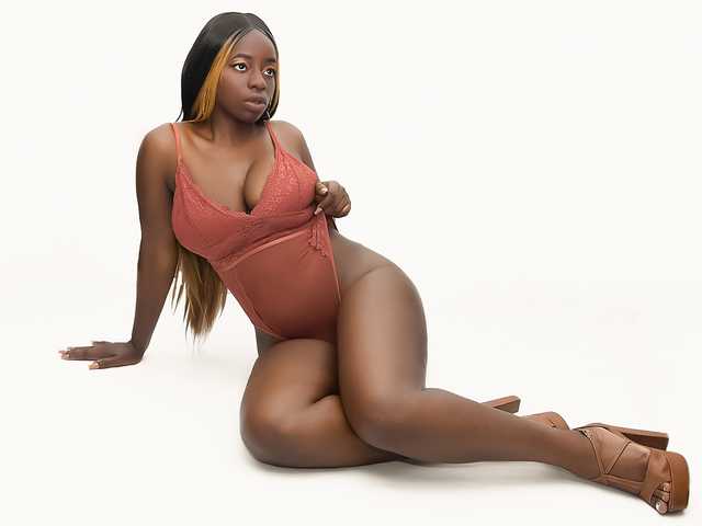 Photo of the profile KayaBrown