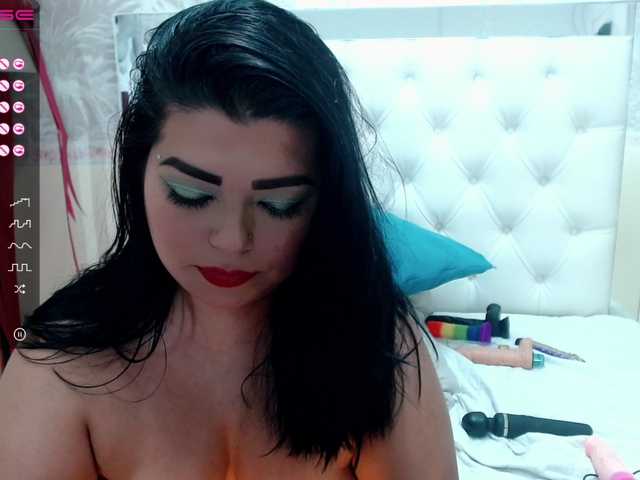 Broadcast screenshots KellyBents
