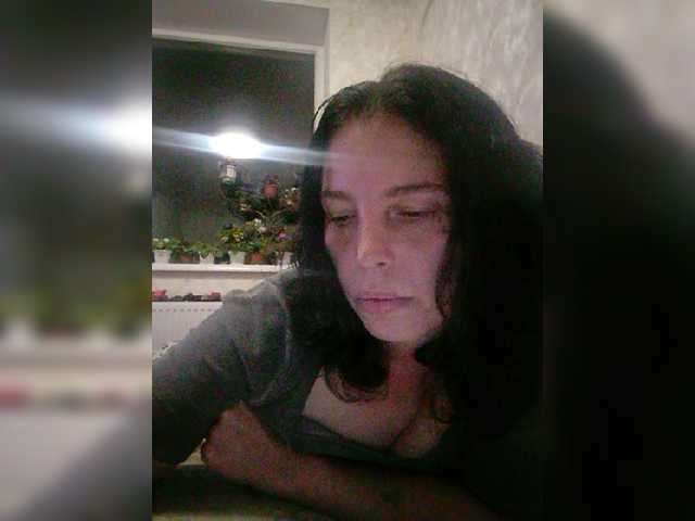 Broadcast screenshots KellyLuxe