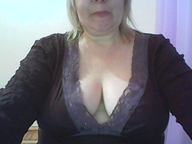 Broadcast screenshots KellyRoyal