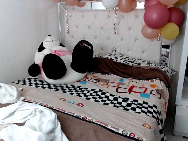 Broadcast screenshots KellyTaylor