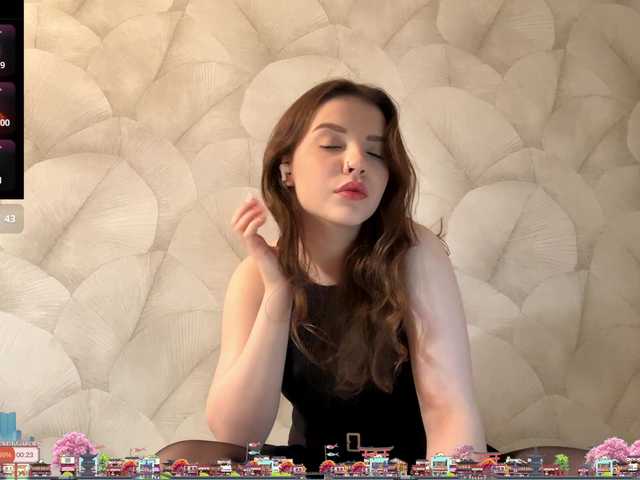 Welcome to my chat room! Feel free to say hi 😊