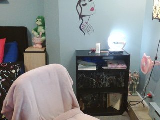 Erotic video chat Kelyaxox