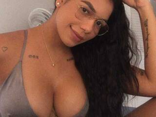 Erotic video chat kendallgomez