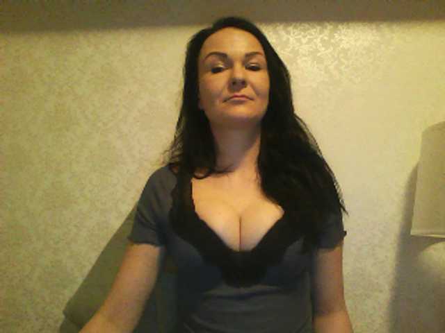 Broadcast screenshots KendallLUXE