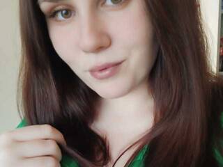 Erotic video chat Kendis24