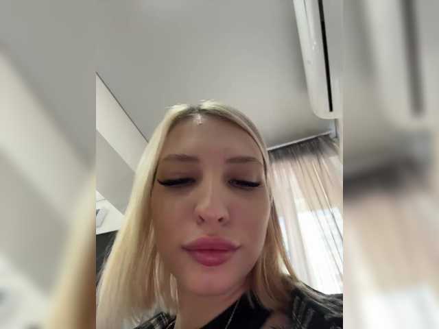 Broadcast screenshots -Alexa-999-