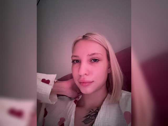 Broadcast screenshots -Alexa-999-