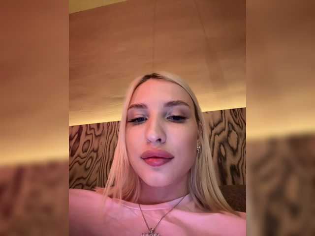 Broadcast screenshots -Alexa-999-
