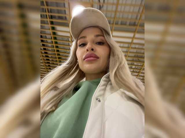 Broadcast screenshots -Alexa-999-