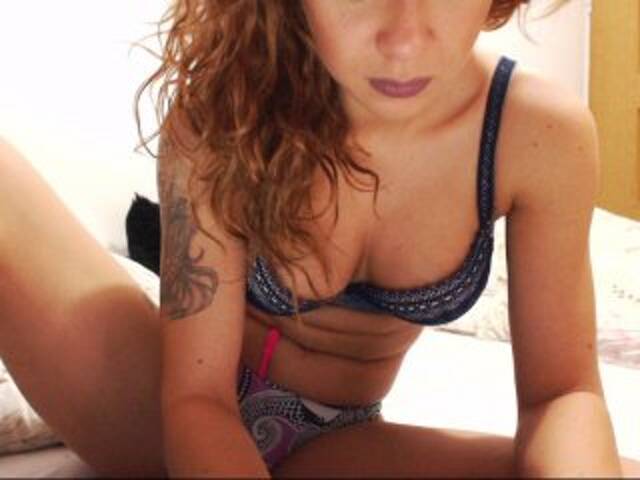 Broadcast screenshots KeyraDiamond