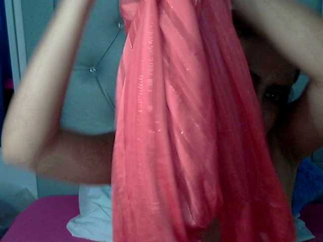 Broadcast screenshots Khloe6915