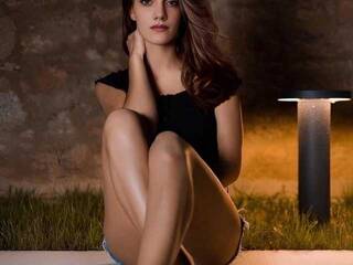 Erotic video chat Khloestahr