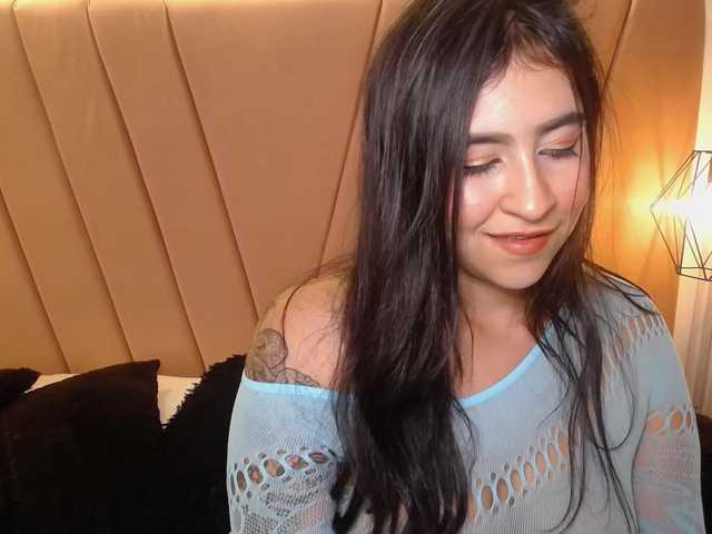 Broadcast screenshots kiarafierro