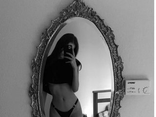 Erotic video chat KIKIKI2