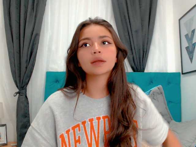 Broadcast screenshots KimDevinne