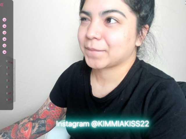 Broadcast screenshots Kimmiakiss22