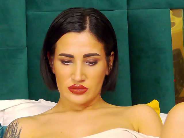 Broadcast screenshots KimSkye