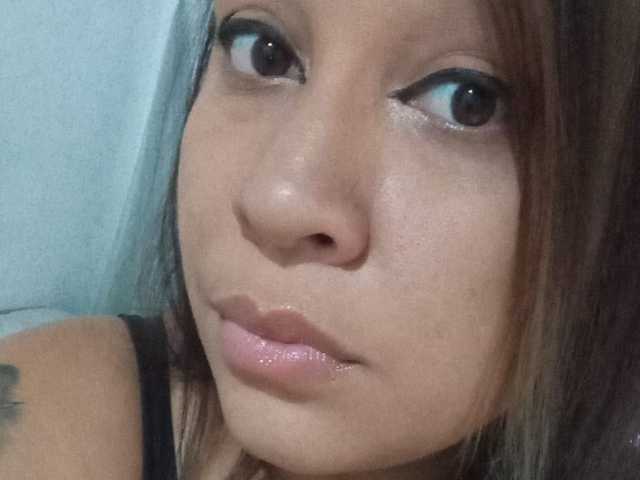 Photo of the profile kinkyhousewifee