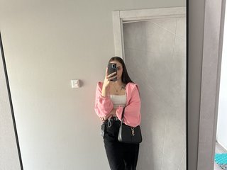 Erotic video chat Kiraaa23
