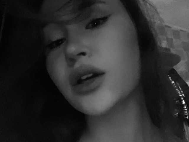 Photo of the profile KiraVixen