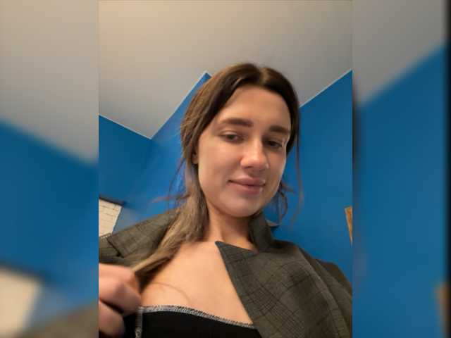 Broadcast screenshots kiralove_