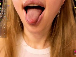 Erotic video chat kiskaWEDNESDAY