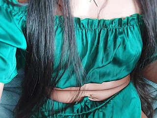 Erotic video chat Kissiriss1
