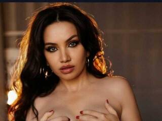 Erotic video chat Kisskovaa