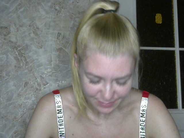 Hi there!))) I’m online again today!))) So happy to see everyone!!!)))