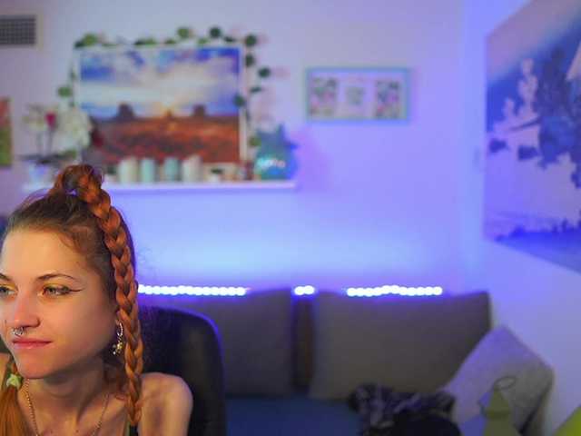Broadcast screenshots kittycaitlin