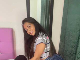 Erotic video chat Koraimarouse