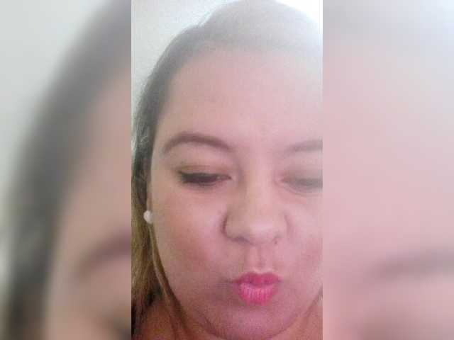 Broadcast screenshots koriina