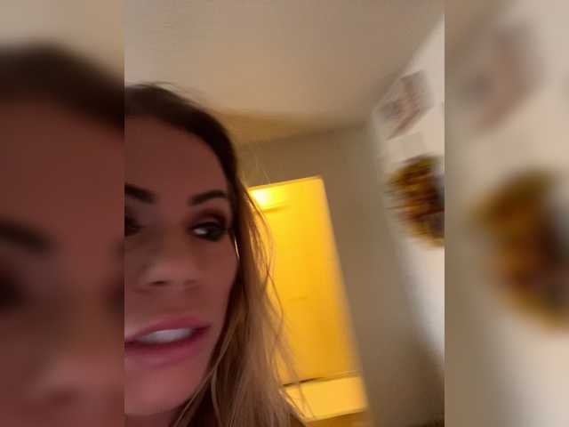 Broadcast screenshots KristaStarr