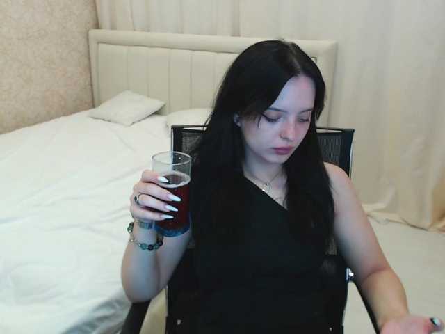 Broadcast screenshots KristiSilk