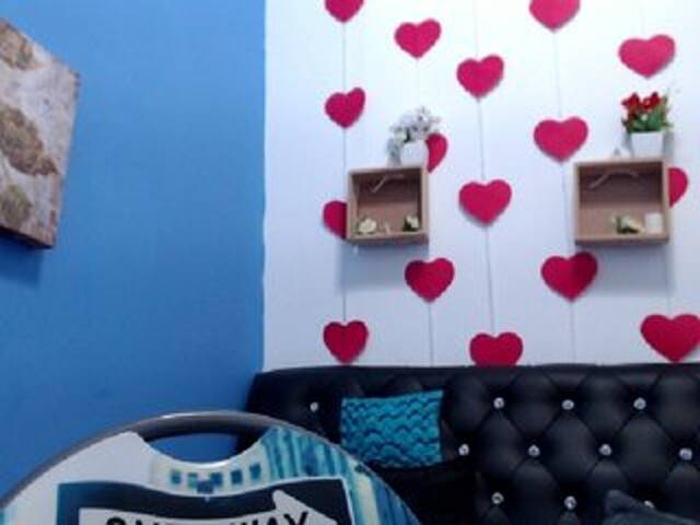 Broadcast screenshots krystelevanss