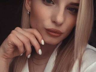 Erotic video chat Kseenia