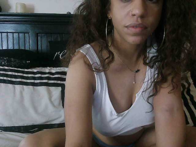 Broadcast screenshots KushNCum