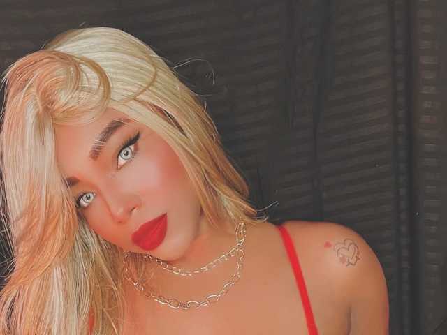Photo of the profile kylieboobs24