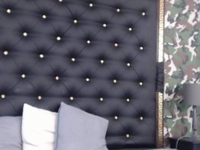 Broadcast screenshots KylieTy