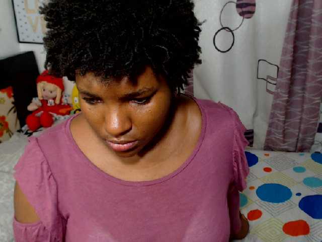 Broadcast screenshots Laaylaax
